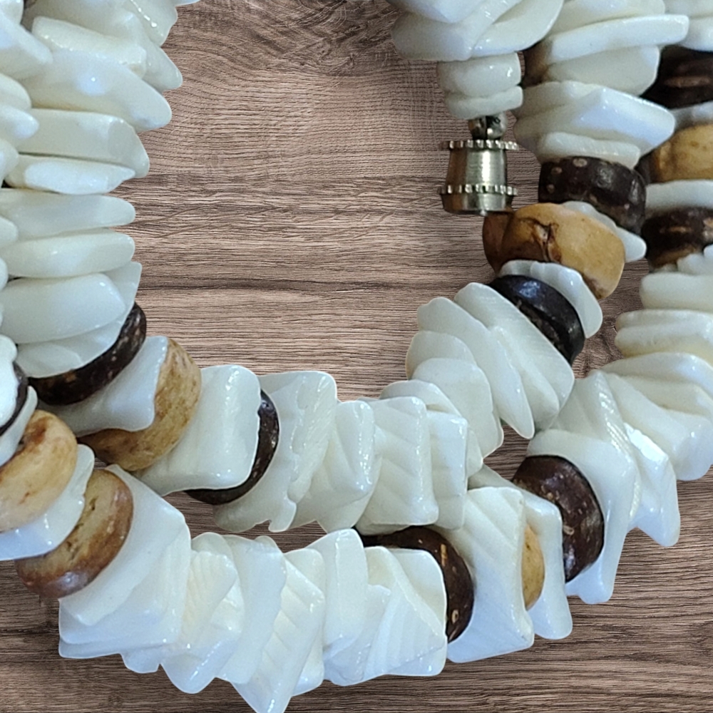 Elegant White and Brown Shell Necklace - Picture 5 of 5